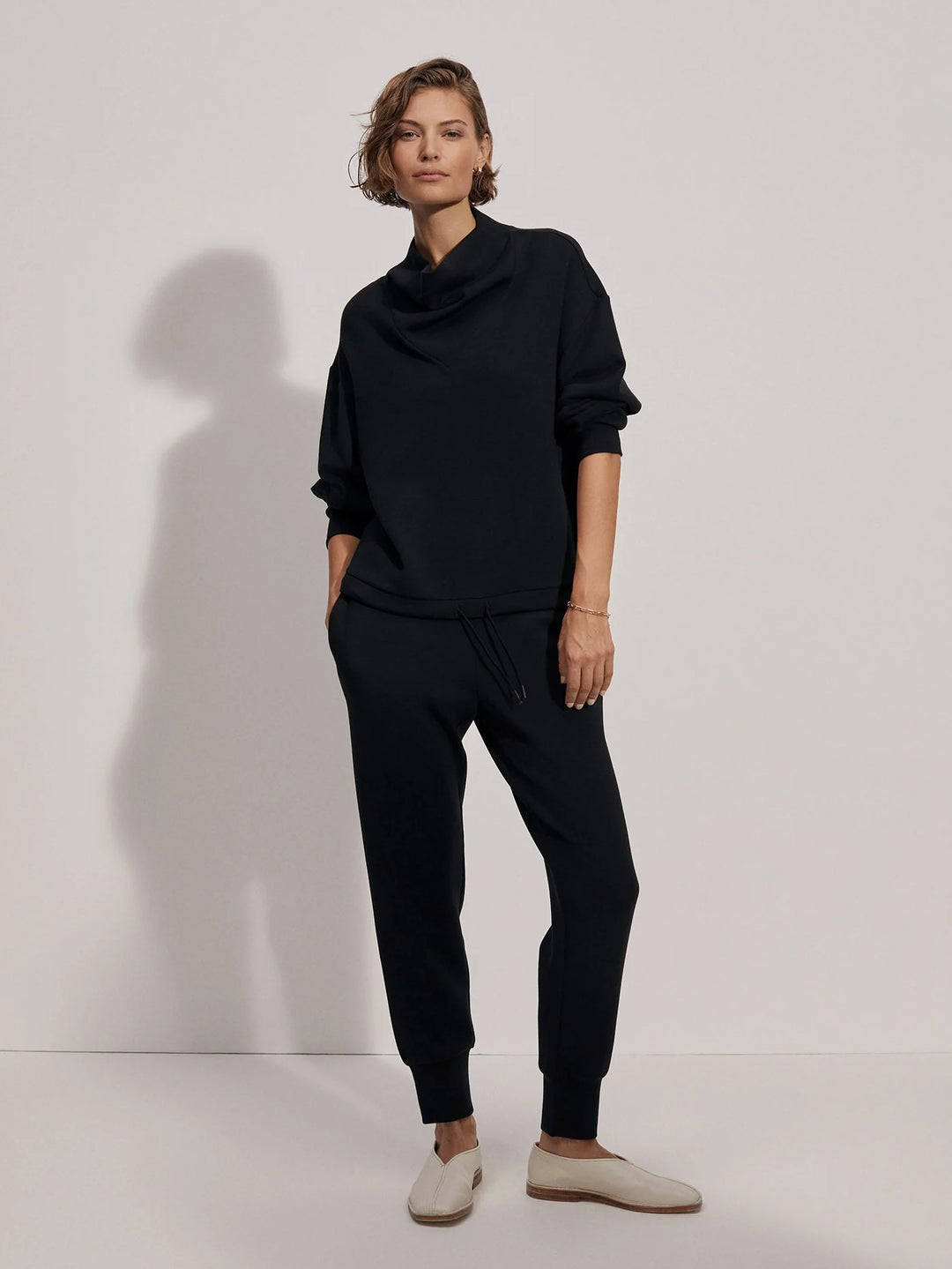 Varley Betsy Sweat in Black