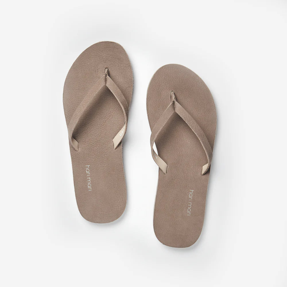 hari mari Meadows Flip Flops in Meadows Dove