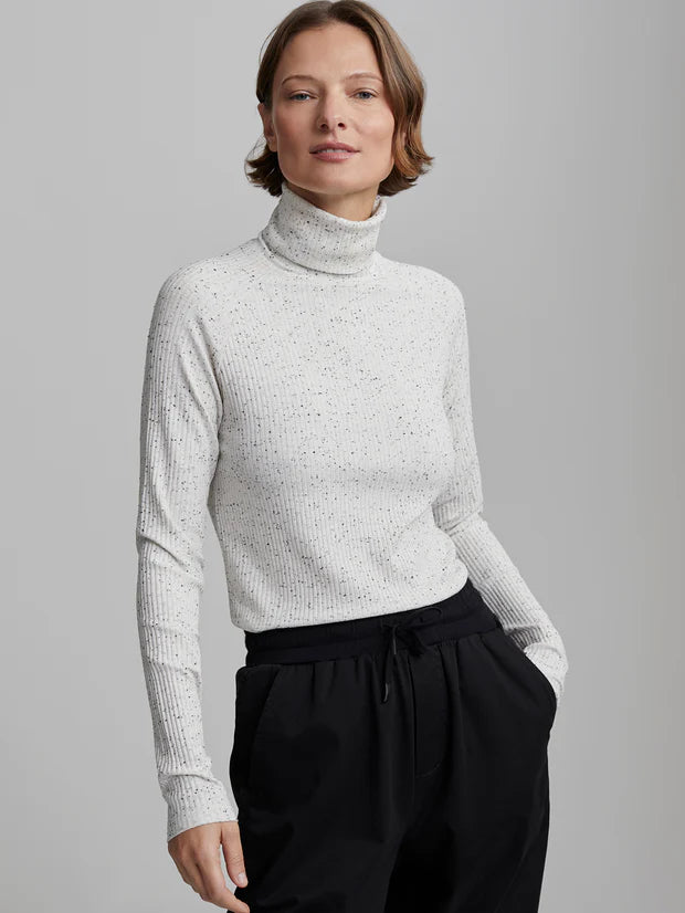 VARLEY Roya Rollneck Long-Sleeve Tee in Egret