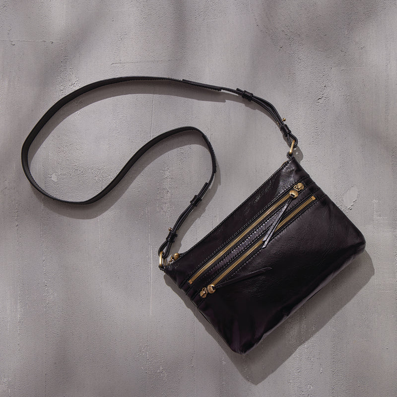 Hobo Billie Crossbody in Black