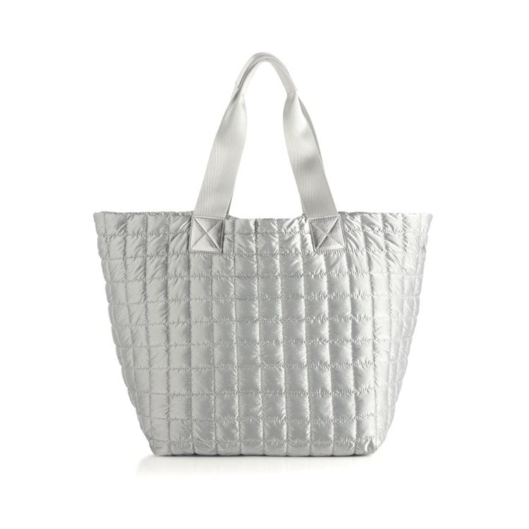 Logan Quilted Travel Tote in Silver – Sugar & Spice