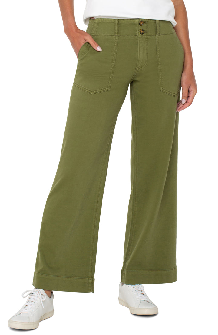 Liverpool Los Angeles Hannah Flare Mid Rise Pant in Hemlock