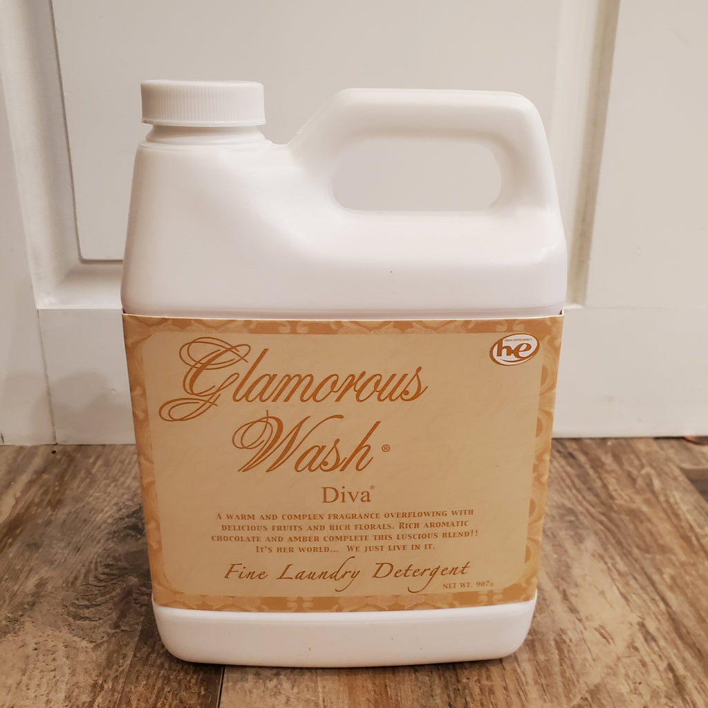 Tyler Medium Glamorous Wash in Diva (32oz) – Sugar & Spice